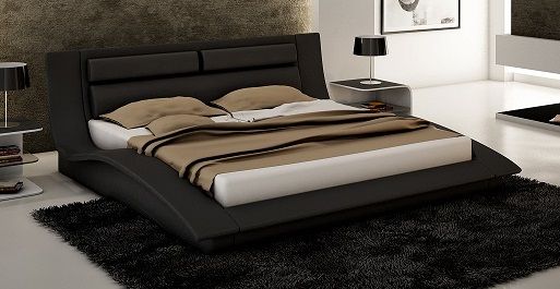 J&M Wave King Curve Panel Bed in Black 17836-K