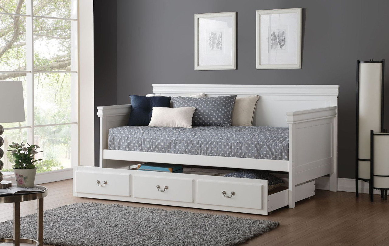 Bailee – Daybed – White (Trundle not included)