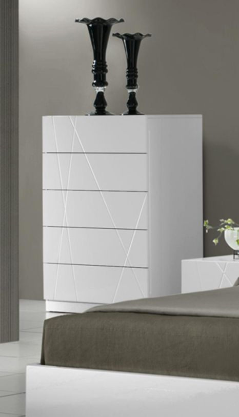 J&M Naples Chest in White Lacquer 17686-C